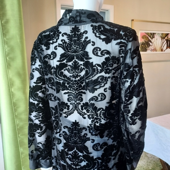 Soft Surroundings Velvet Lace Burnout Kimono with Fringed Hem and Tie Waist. - Picture 8 of 15